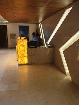Hotel Urvashi Residency 3*